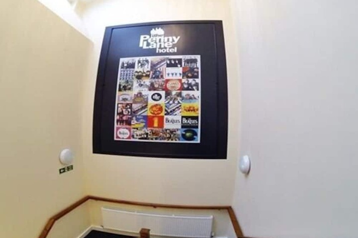 Photo 11