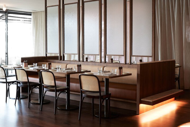 Dining 54 of 120