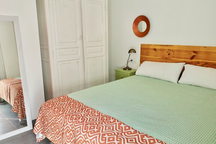 Room 13 of 95