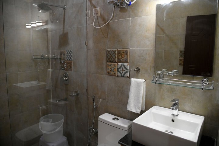 Room 20 of 44