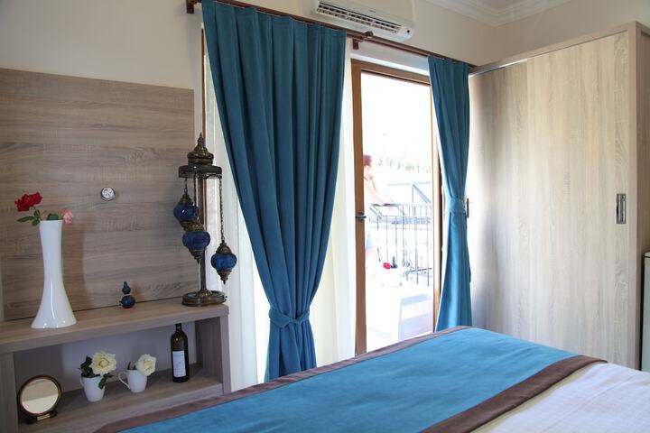 Room 5 of 21