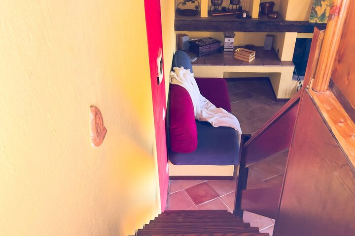 Room 21 of 38