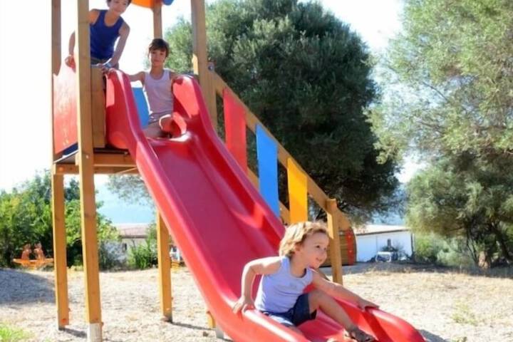 Childrens Activities 54 of 103