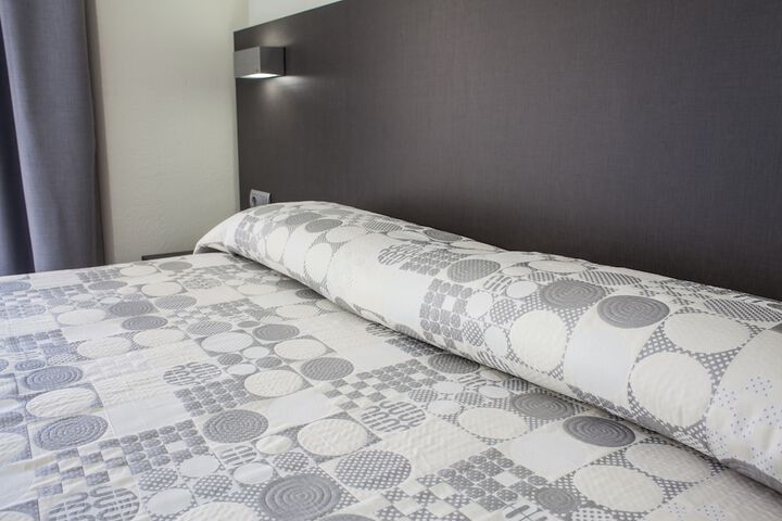 Room 4 of 55