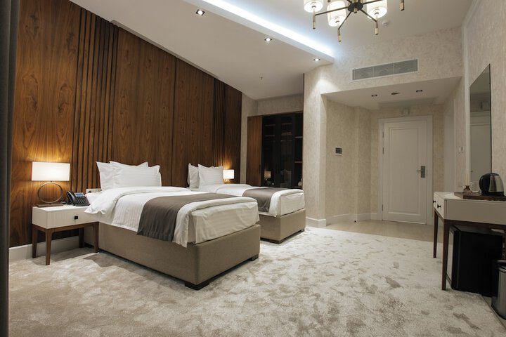 Room 9 of 45