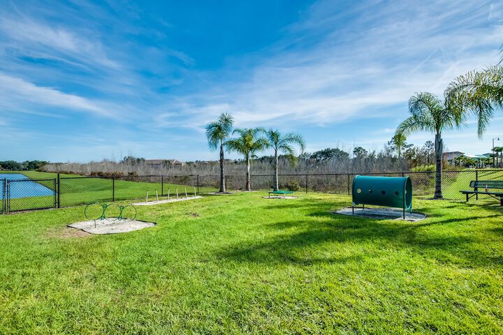 Property Grounds 24 of 35