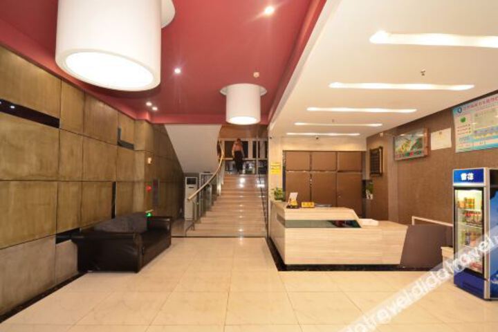 Hotel Interior 14 of 28