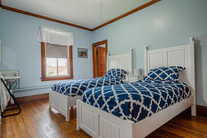 Room 14 of 63