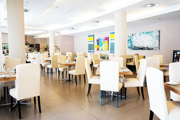 Dining 74 of 147