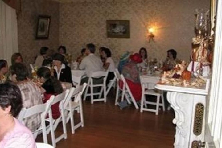 Ballroom/Hall 66 of 84