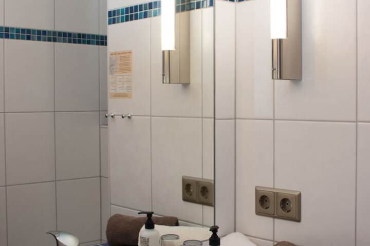 Room 44 of 69