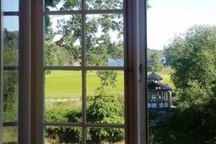 Room 14 of 27