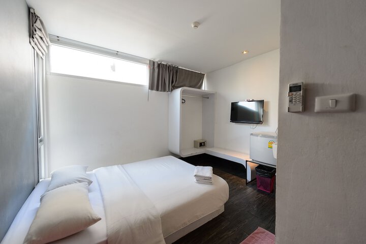Room 14 of 61