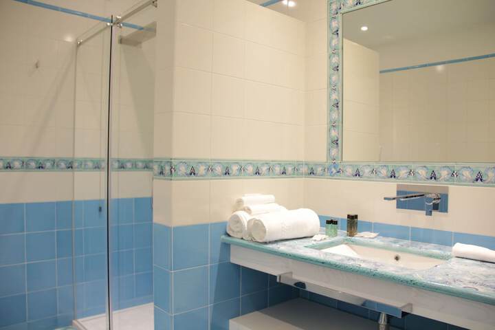 Bathroom Interior Photo