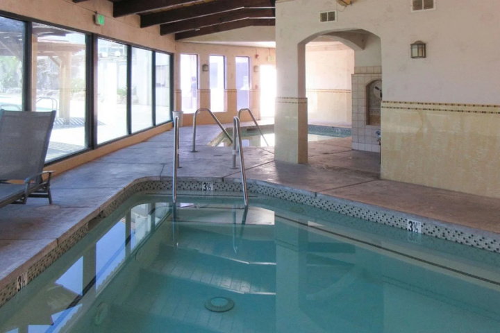 Pools & Facilities