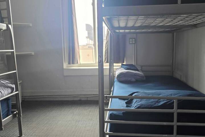 Room 61 of 91