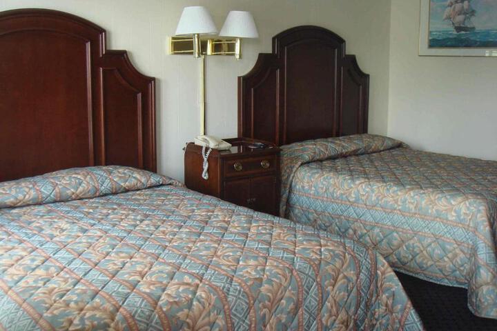 2 Double Beds (2 of 2)