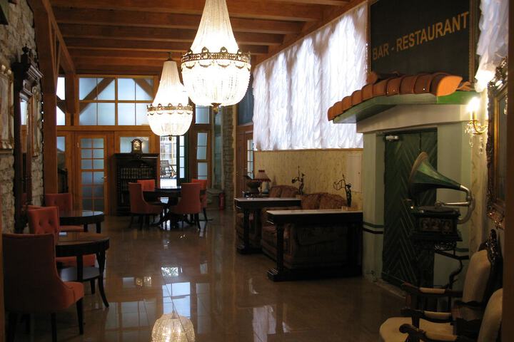 Hotel Lobby