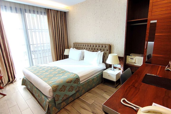 Room 42 of 68