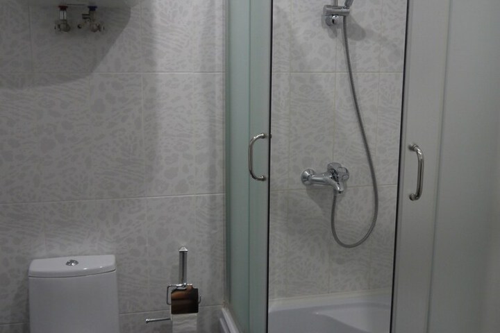 Room 32 of 42