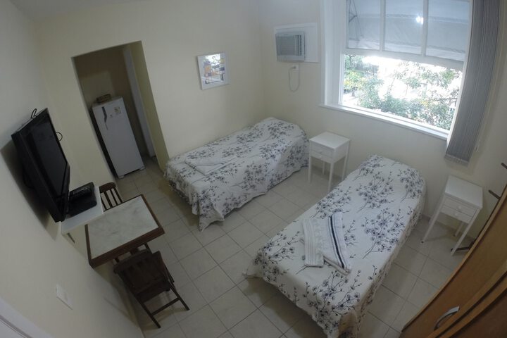 Room 2 of 64