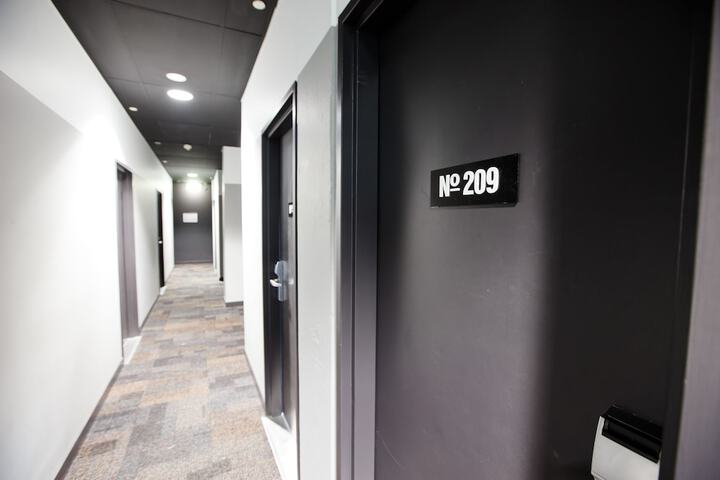 Ballroom/Hall 38 of 42
