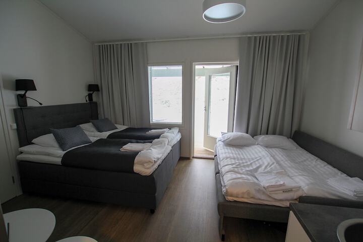 Room 36 of 147