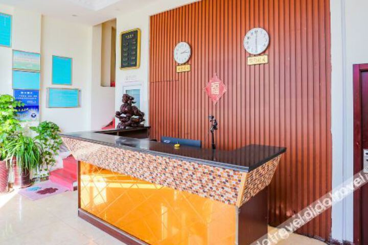 Hotel Interior 9 of 18