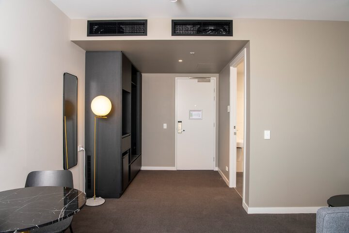 Room 11 of 125