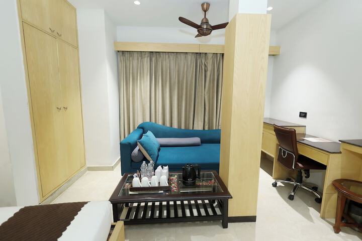Room 47 of 136