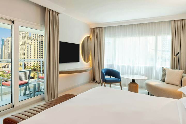 Room 46 of 146