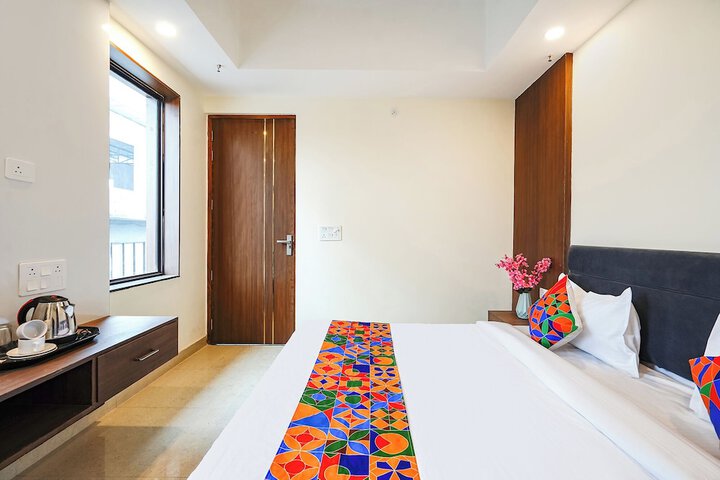 Room 8 of 35