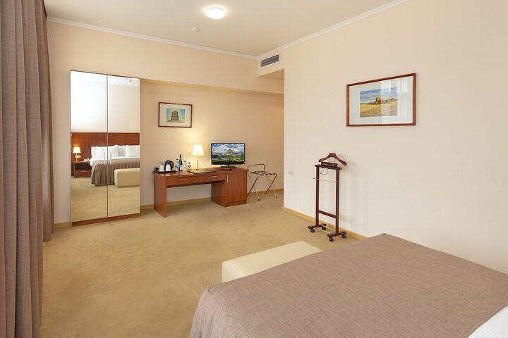 Room 26 of 111