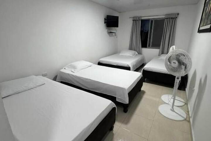Room 7 of 28