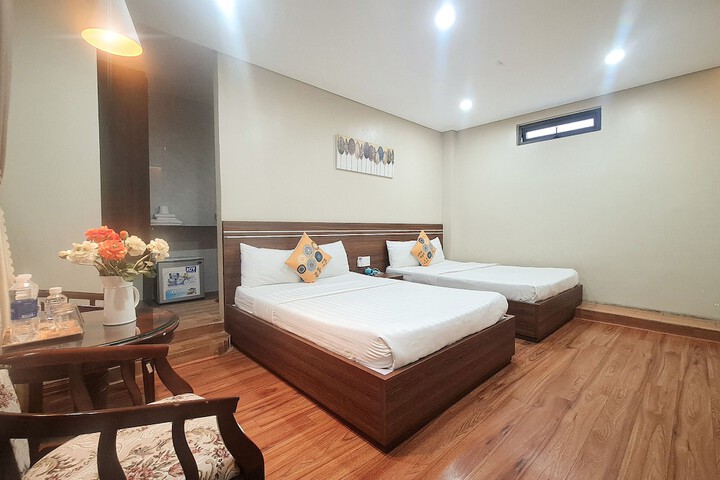 Room 18 of 26