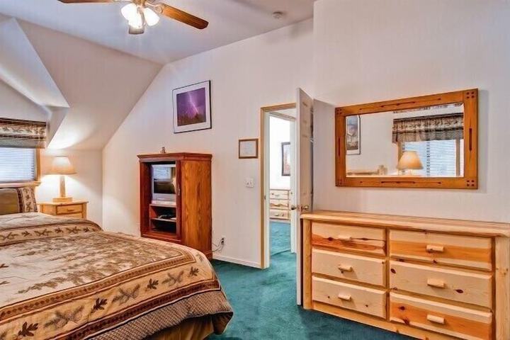 Room 4 of 22