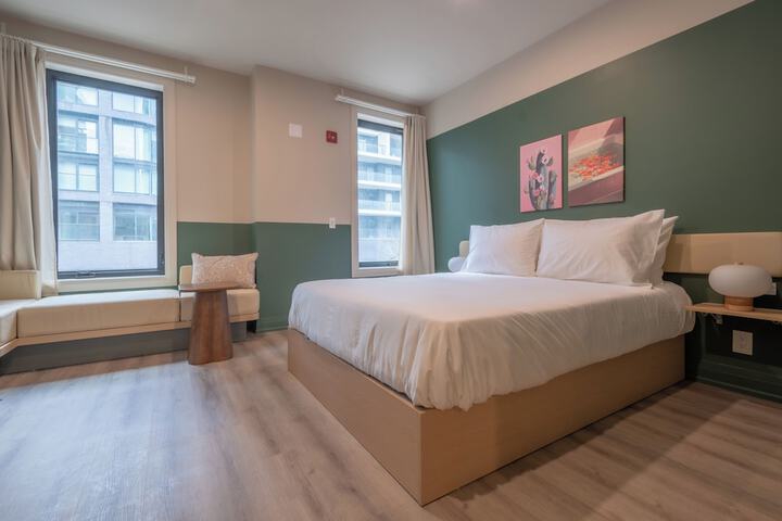 Room 6 of 29