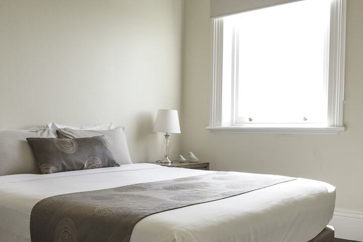 Room 2 of 59