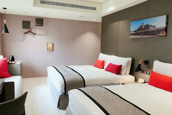Room 19 of 61