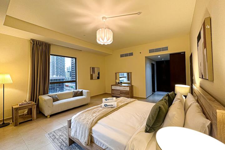 Room 9 of 53