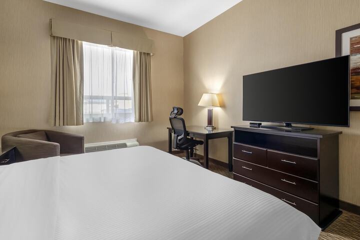 Room 17 of 35