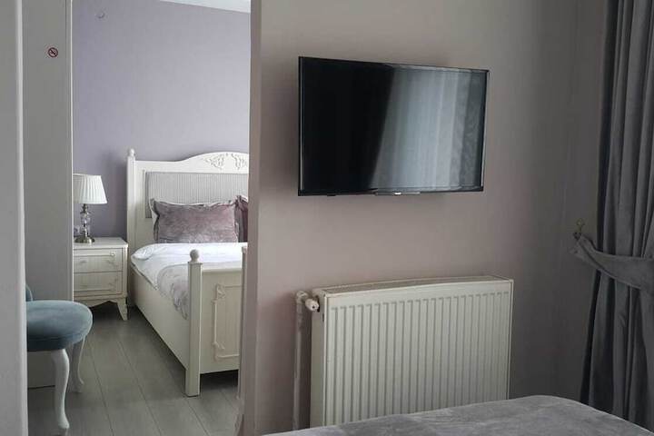 Room 21 of 110