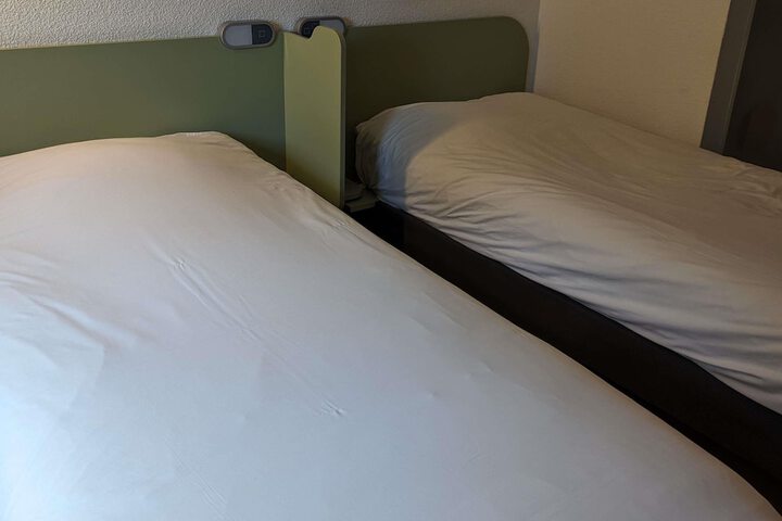Room 15 of 39