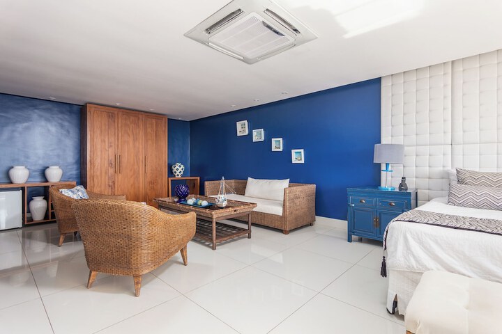 Room 42 of 132