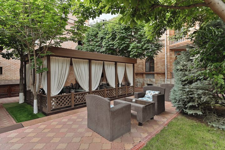 Hotel Exterior 65 of 67