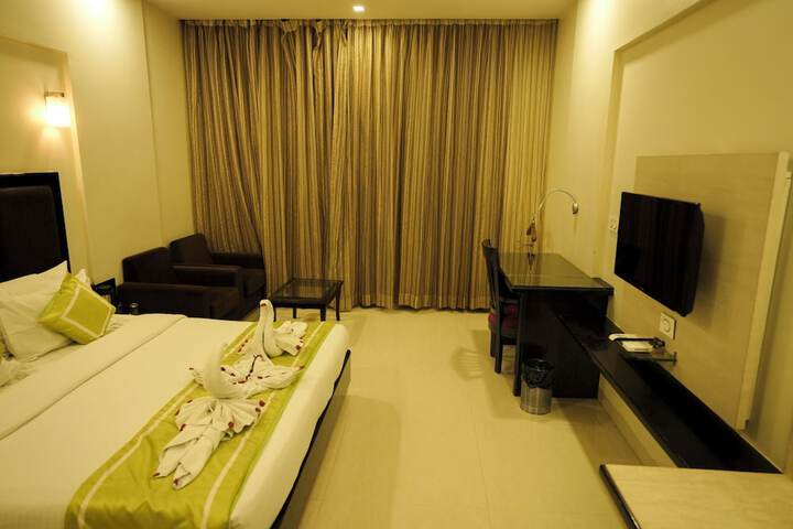 Room 37 of 84