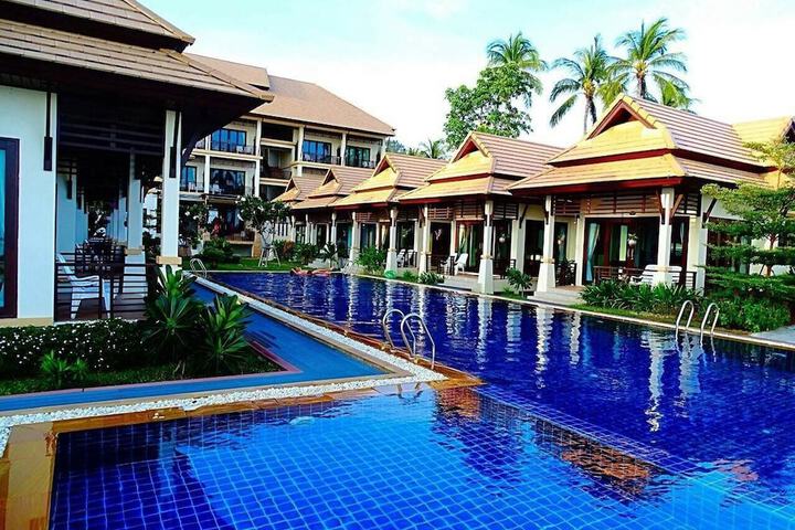 Pool 39 of 79