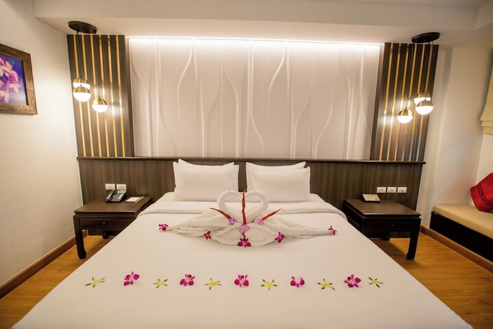 Room 28 of 164