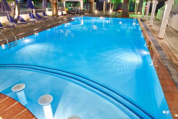 Pool 26 of 44