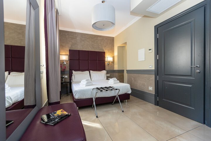 Room 57 of 222